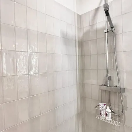 3bdr In The Heart Of Apartment
