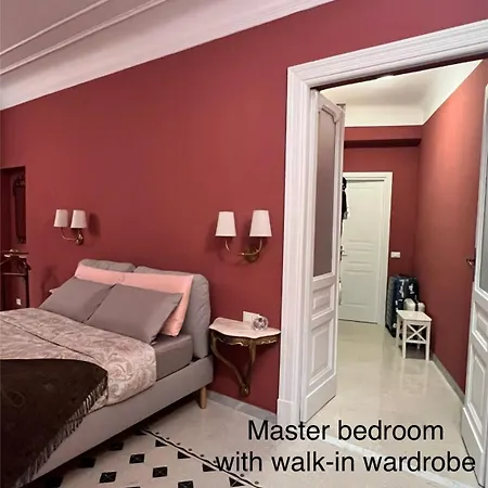 Apartment 3bdr In The Heart Of