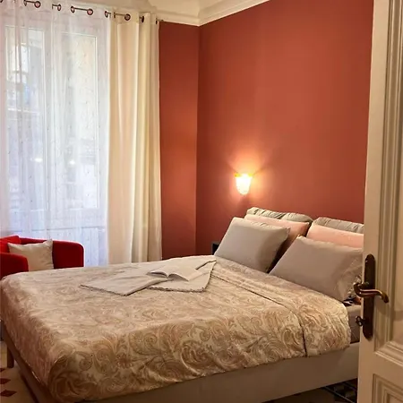 3bdr In The Heart Of Apartment *