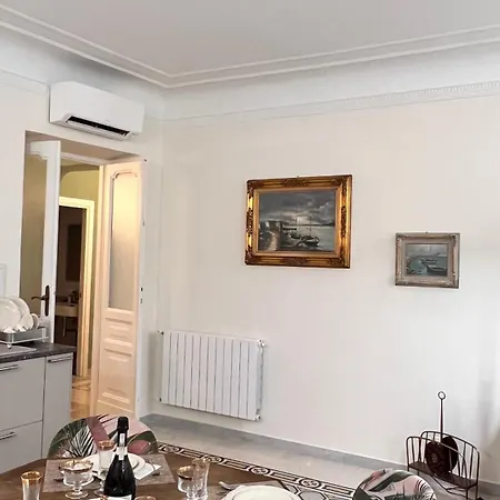 Apartment 3bdr In The Heart Of *